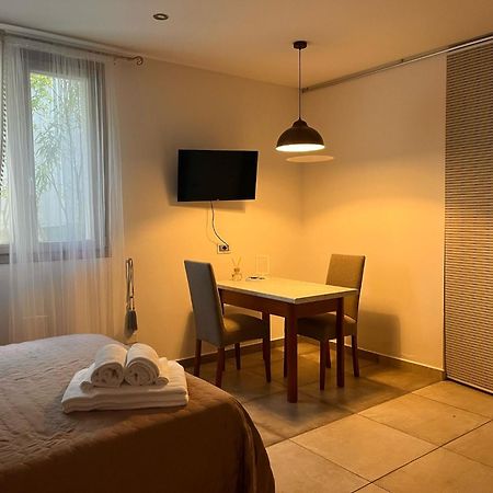 Harmony Lake Sirmione Luaran gambar